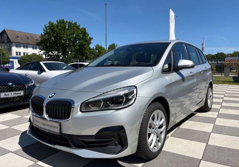 BMW 218, 2021 3