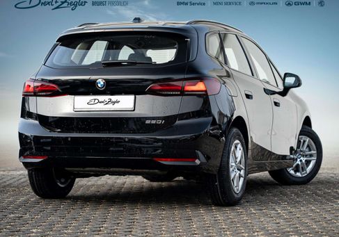 BMW 220, 2026 3