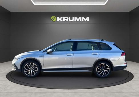 Volkswagen Golf, 2021