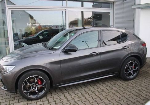 Alfa Romeo Stelvio, 2022