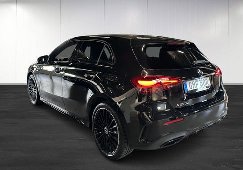 Mercedes-Benz A 250, 2026