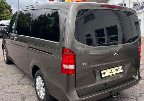 Mercedes-Benz V 220, 2017