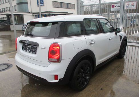 MINI ONE, 2020