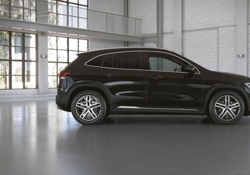 Mercedes-Benz GLA 250, 2022