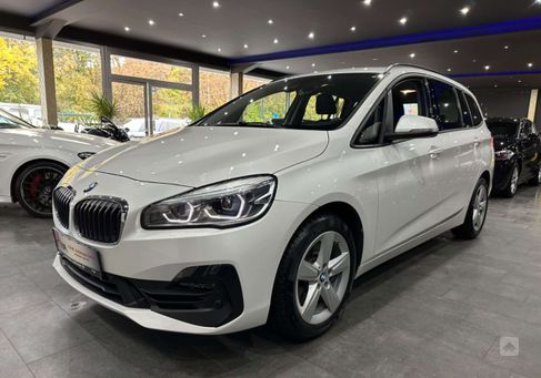 BMW 220, 2021