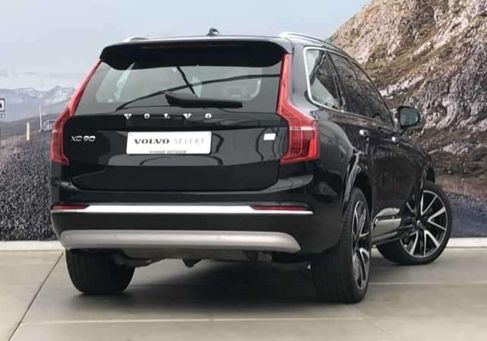 Volvo XC90, 2022