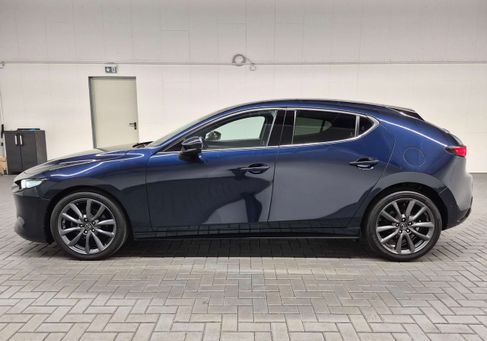 Mazda 3, 2019