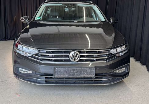 Volkswagen Passat, 2020