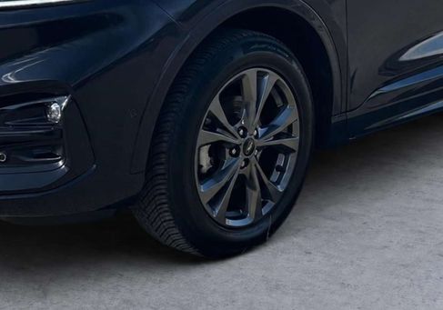 Ford Kuga, 2022 2
