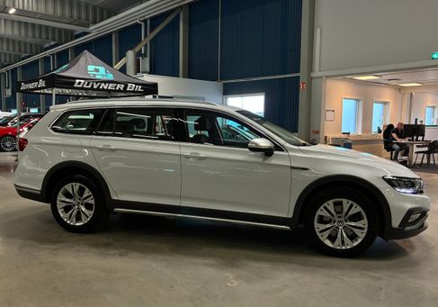 Volkswagen Passat, 2023