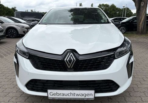 Renault Clio, 2024