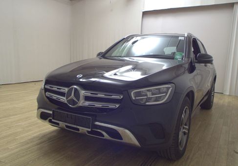 Mercedes-Benz GLC 200, 2021