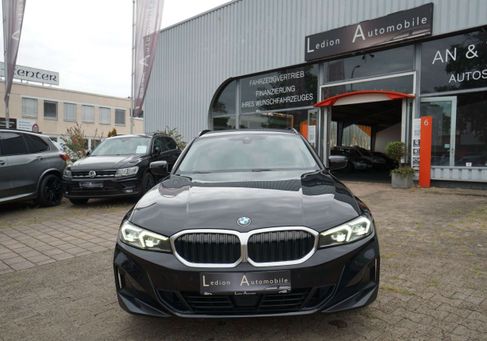 BMW 318, 2022