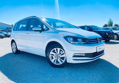 Volkswagen Touran, 2023 3