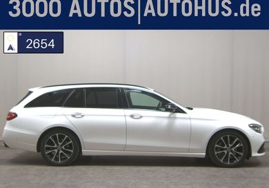 Mercedes-Benz E 300, 2022