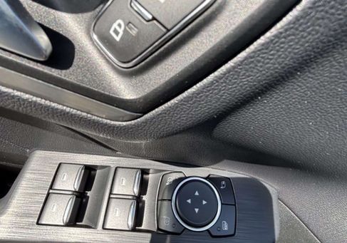 Ford Kuga, 2022
