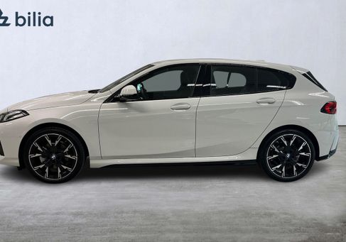 BMW 120, 2026 3