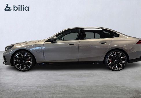 BMW 550, 2026