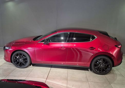 Mazda 3, 2025