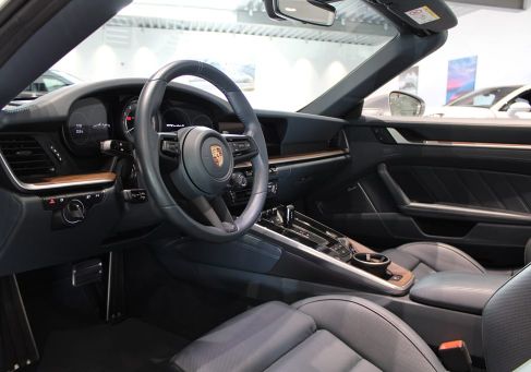 Porsche 911, 2023