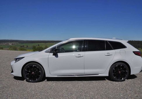 Toyota Corolla, 2025