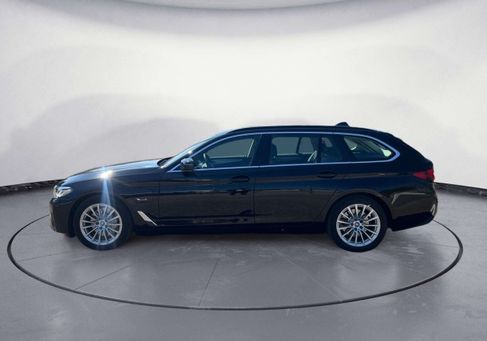 BMW 520, 2022