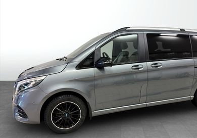 Mercedes-Benz V 300, 2022