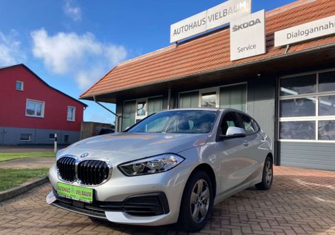 BMW 118, 2019