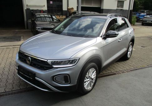 Volkswagen T-Roc, 2023