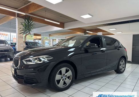 BMW 118, 2024
