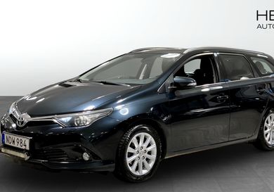 Toyota Auris Touring Sports, 2016