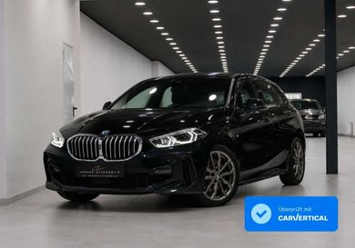 BMW 120, 2022