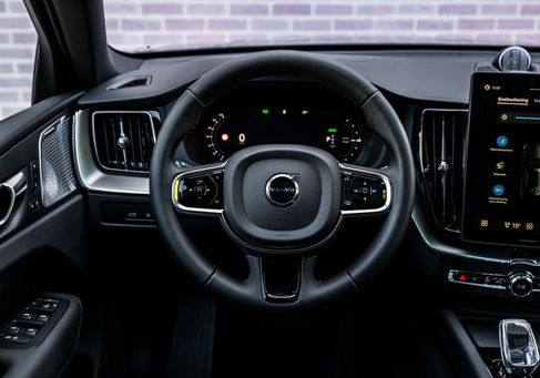 Volvo XC60, 2026 3