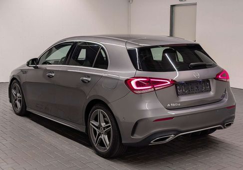 Mercedes-Benz A 180, 2022