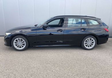 BMW 318, 2023