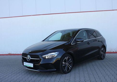 Mercedes-Benz B 180, 2025