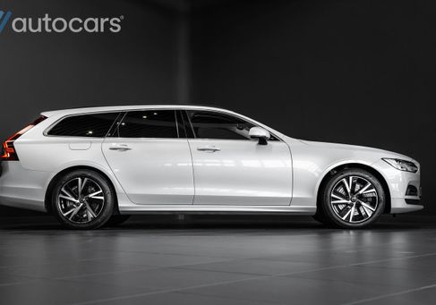 Volvo V90, 2022