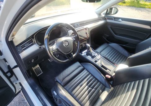 Volkswagen Passat, 2019