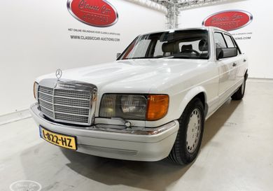 Mercedes-Benz 560, 1989