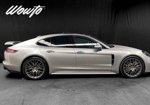 Porsche Panamera, 2021