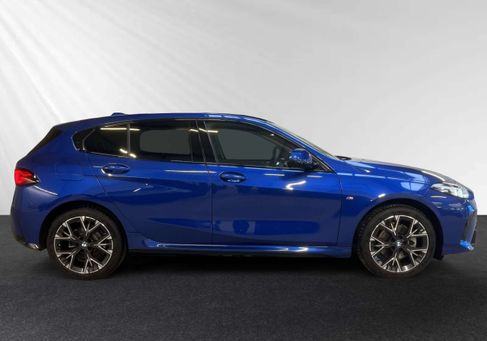BMW 118, 2024