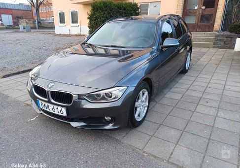 BMW 320, 2015