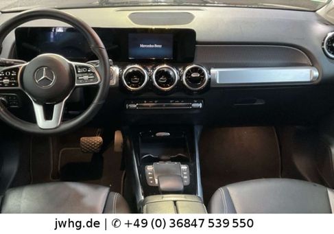 Mercedes-Benz GLB 200, 2022