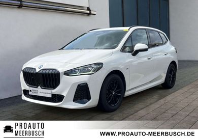 BMW 218, 2025