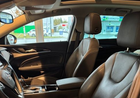 Opel Insignia, 2018 3