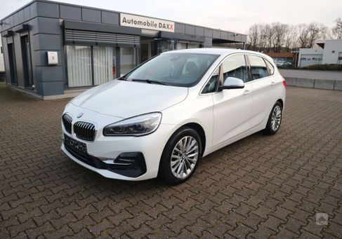 BMW 220, 2020