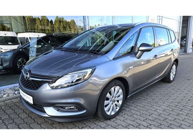 Opel Zafira, 2018