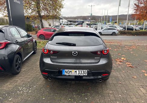 Mazda 3, 2024