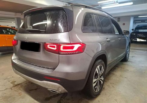 Mercedes-Benz GLB 200, 2021