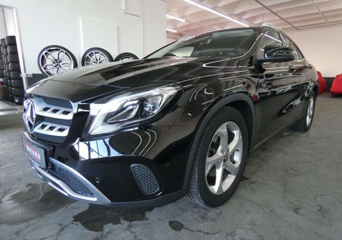 Mercedes-Benz GLA 180, 2020